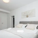 Villa- Rest For The Soul! Villa *