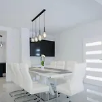Villa- Rest For The Soul! Villa *
