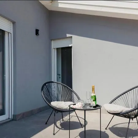 Villa- Rest For The Soul! *